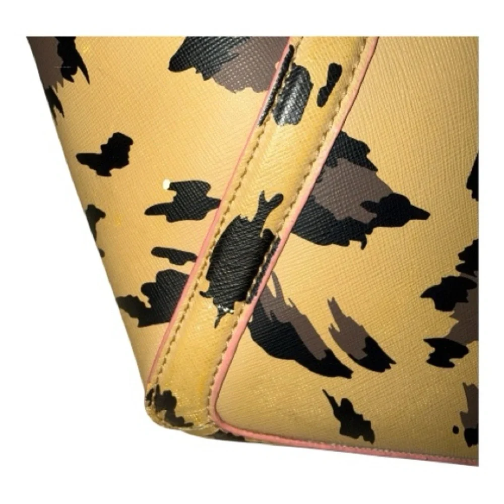 Juicy Couture Animal Print Tote with Pink and Gold Details *CALLOUTS*